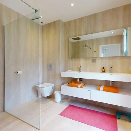 Luxury In With Private Pool 度假居 圣特罗佩